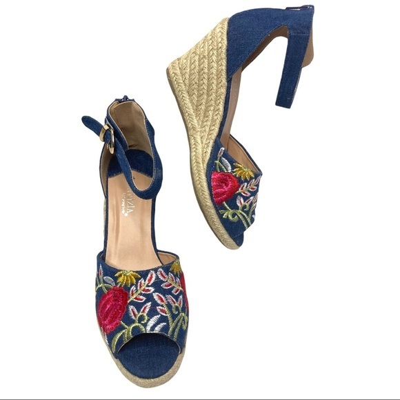 Blue Denim Embroidered Espadrilles - Picture 3 of 8